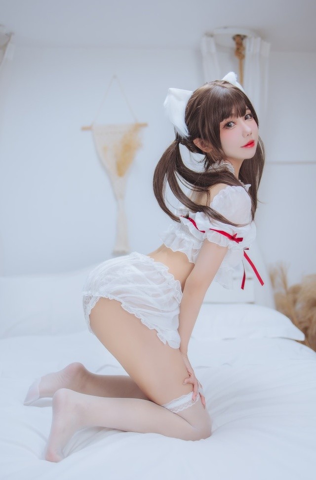 仙女月最新写真 | 性感美女无水印高清下载，立刻免费下载，展现诱惑