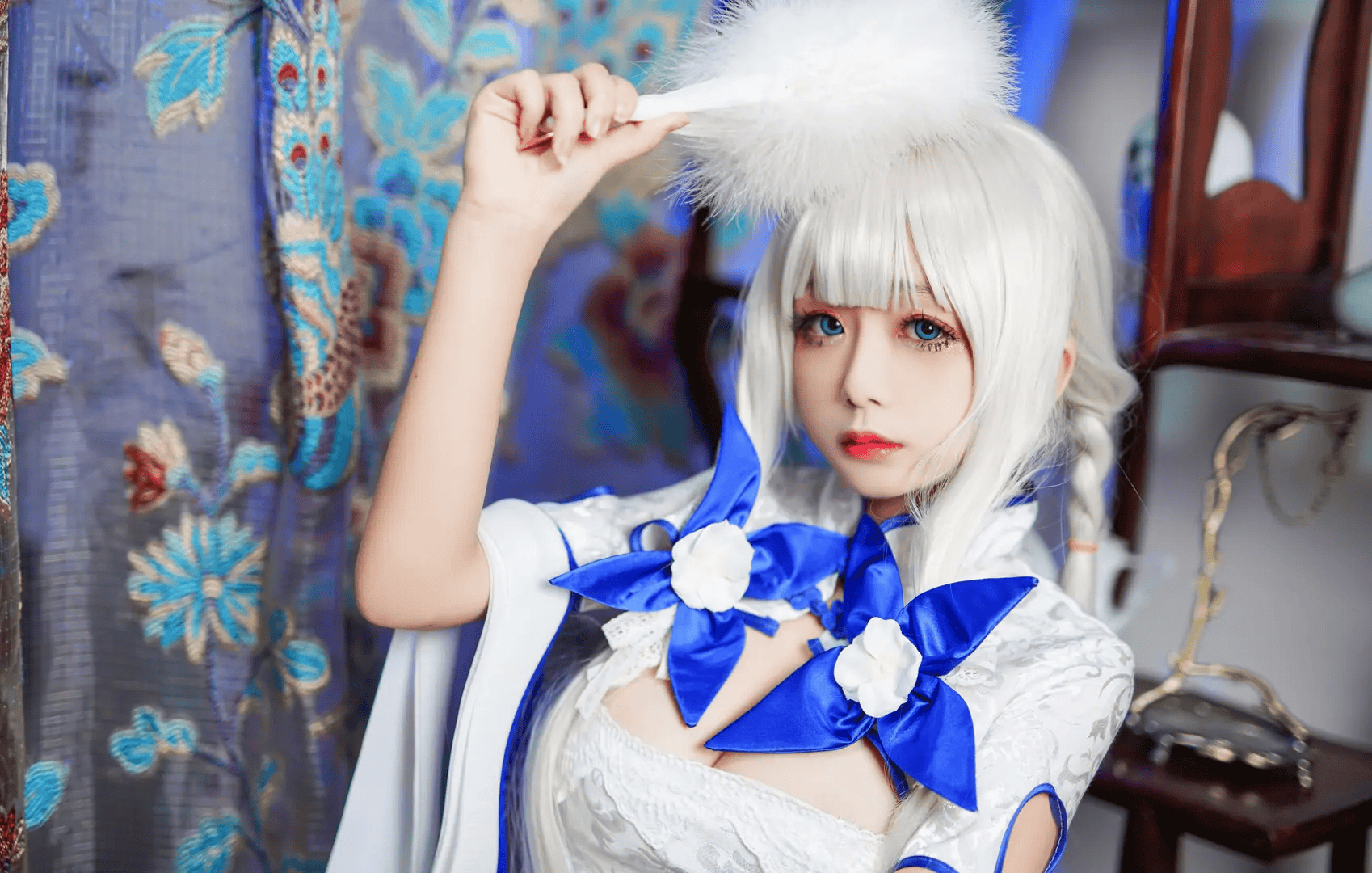 日奈娇 (4) 日奈娇COSPLAY写真合集:楪祈、杨贵妃与浪漫新婚风格全解析