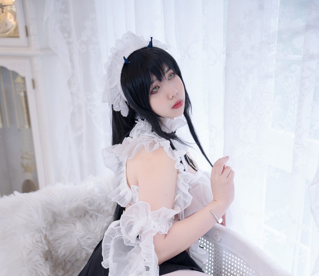 魅瞳Meroko (1) 魅瞳Meroko灵动cosplay女神的艺术之旅:从樱花姬到赛博武士的惊艳演绎