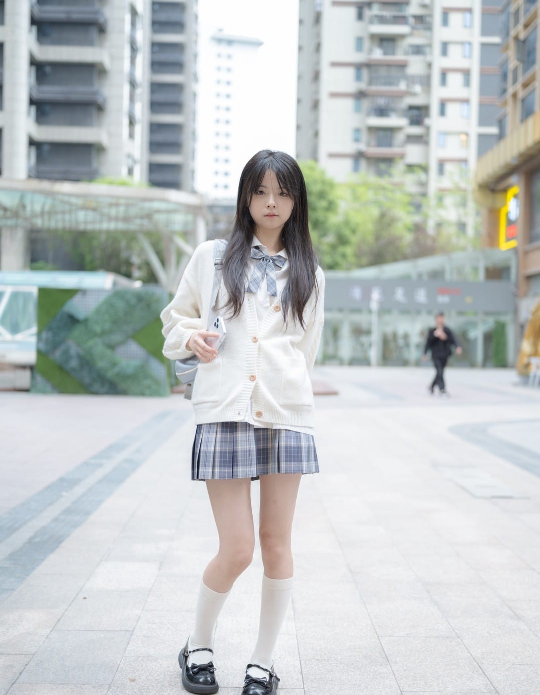 林书辞 「被窝时差」氛围感写真：适合当壁纸的高清无水印美图