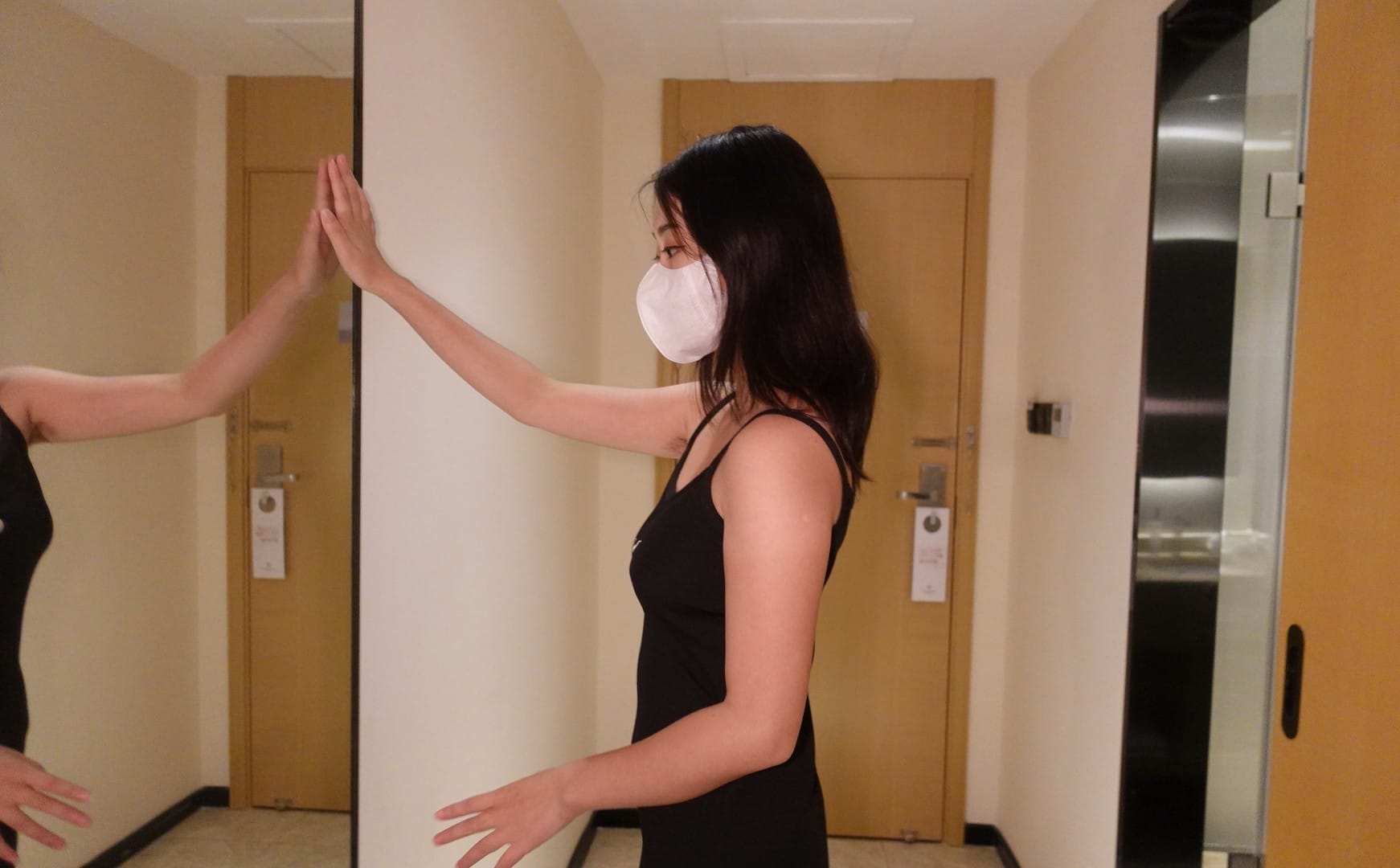 rosi《窗边暖阳》写真 rosi 「被窝时差」写真合集 抱着猫咪赖床的早晨 这才是生活该有的样子