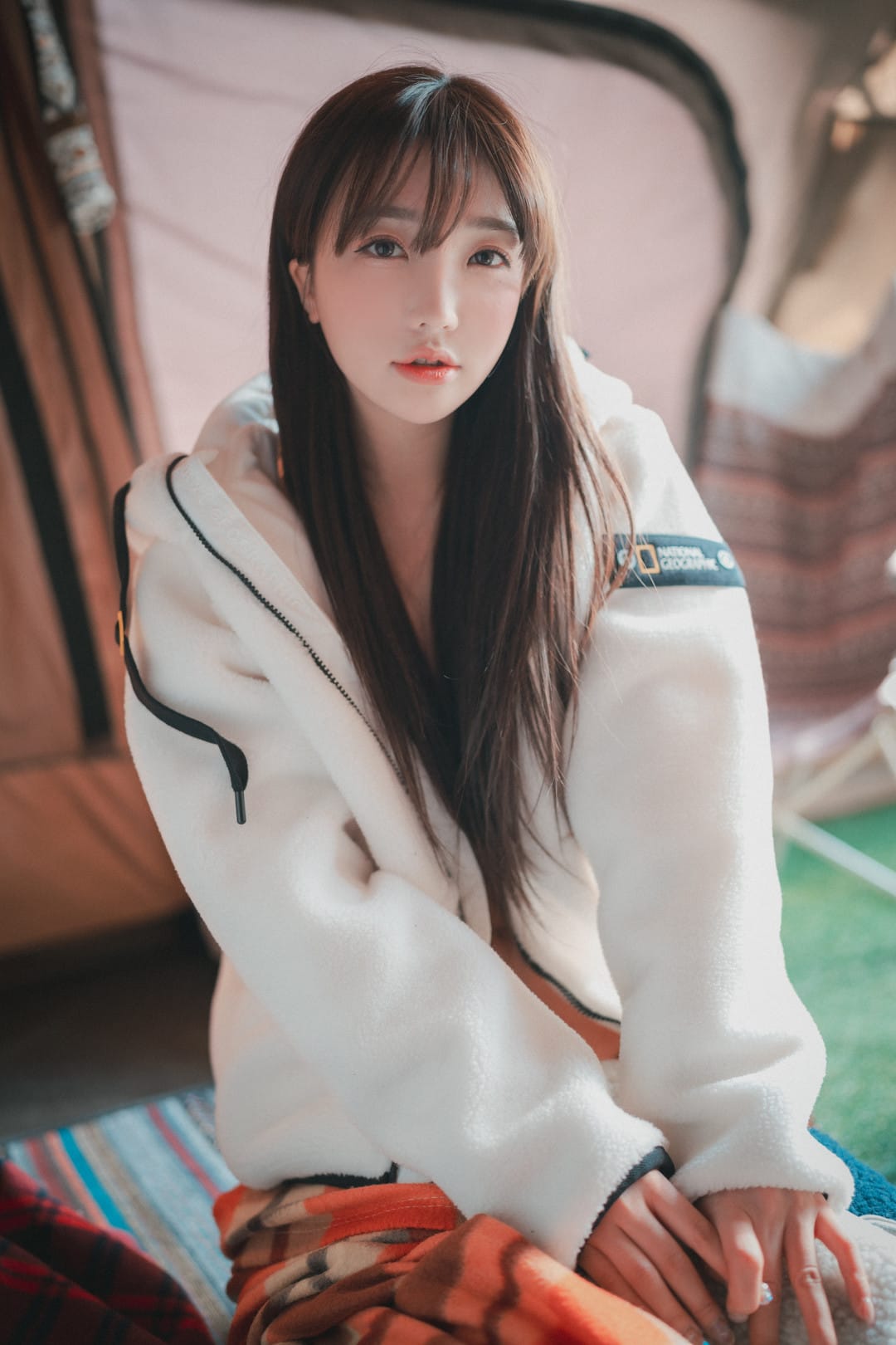 孫樂樂 (손예은) 是谁？三组高质感写真解锁 “韩系少女感”，柔雅集 + 元气录，颜值与氛围双在线！