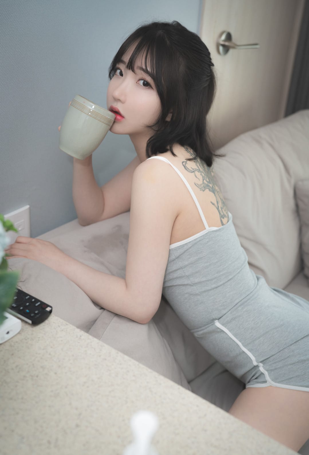 孫樂樂 (손예은) 是谁？三组高质感写真解锁 “韩系少女感”，柔雅集 + 元气录，颜值与氛围双在线！