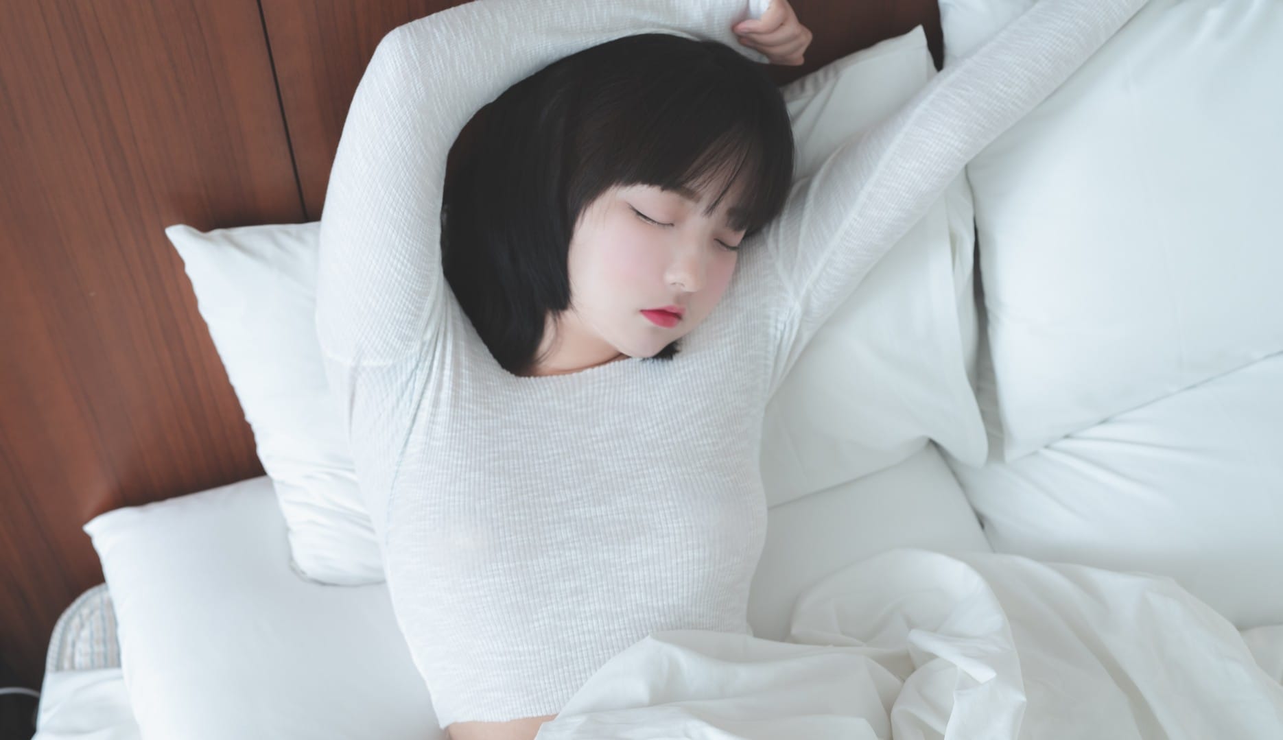 JeongJenny 정제니写真合集:韩系气质女神的多样魅力【高级感十足】