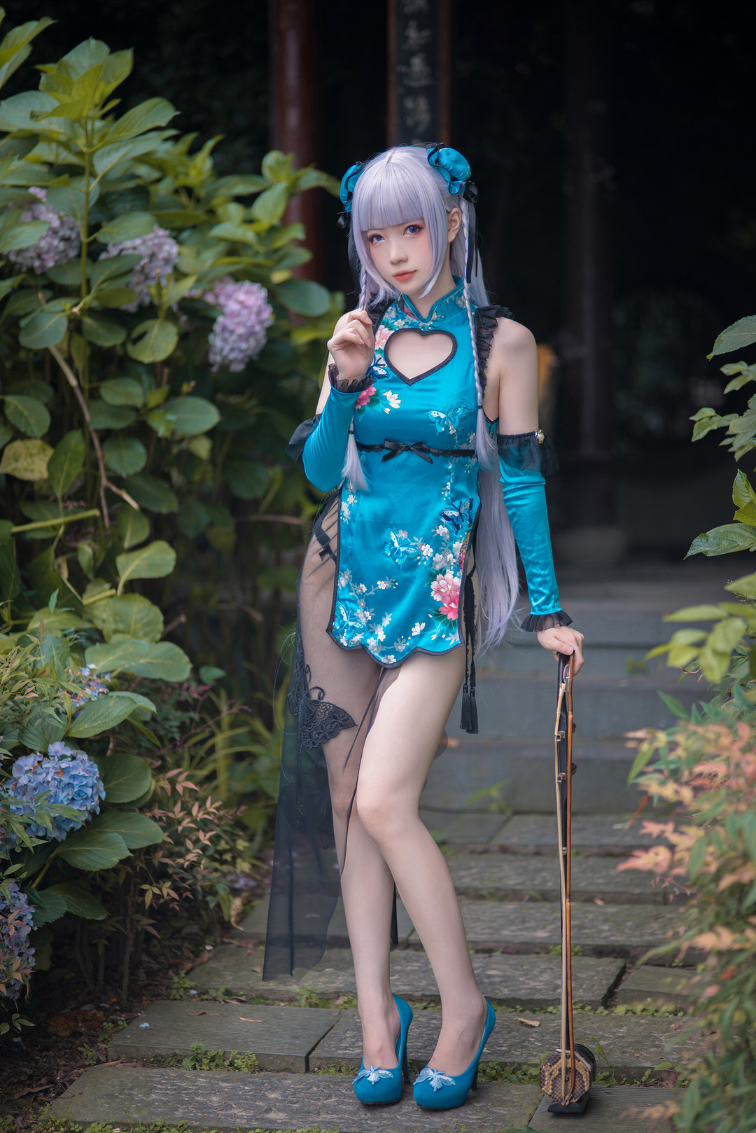 妖少you1写真全集，从妖媚到酷帅的完美蜕变