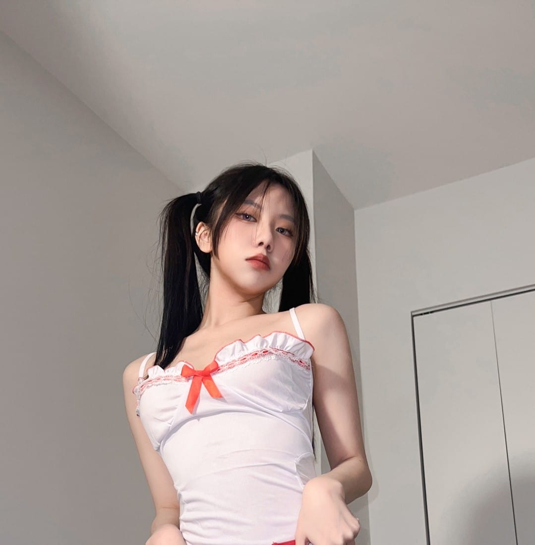 果咩酱w多风格写真合集,从清新到个性的完美切换