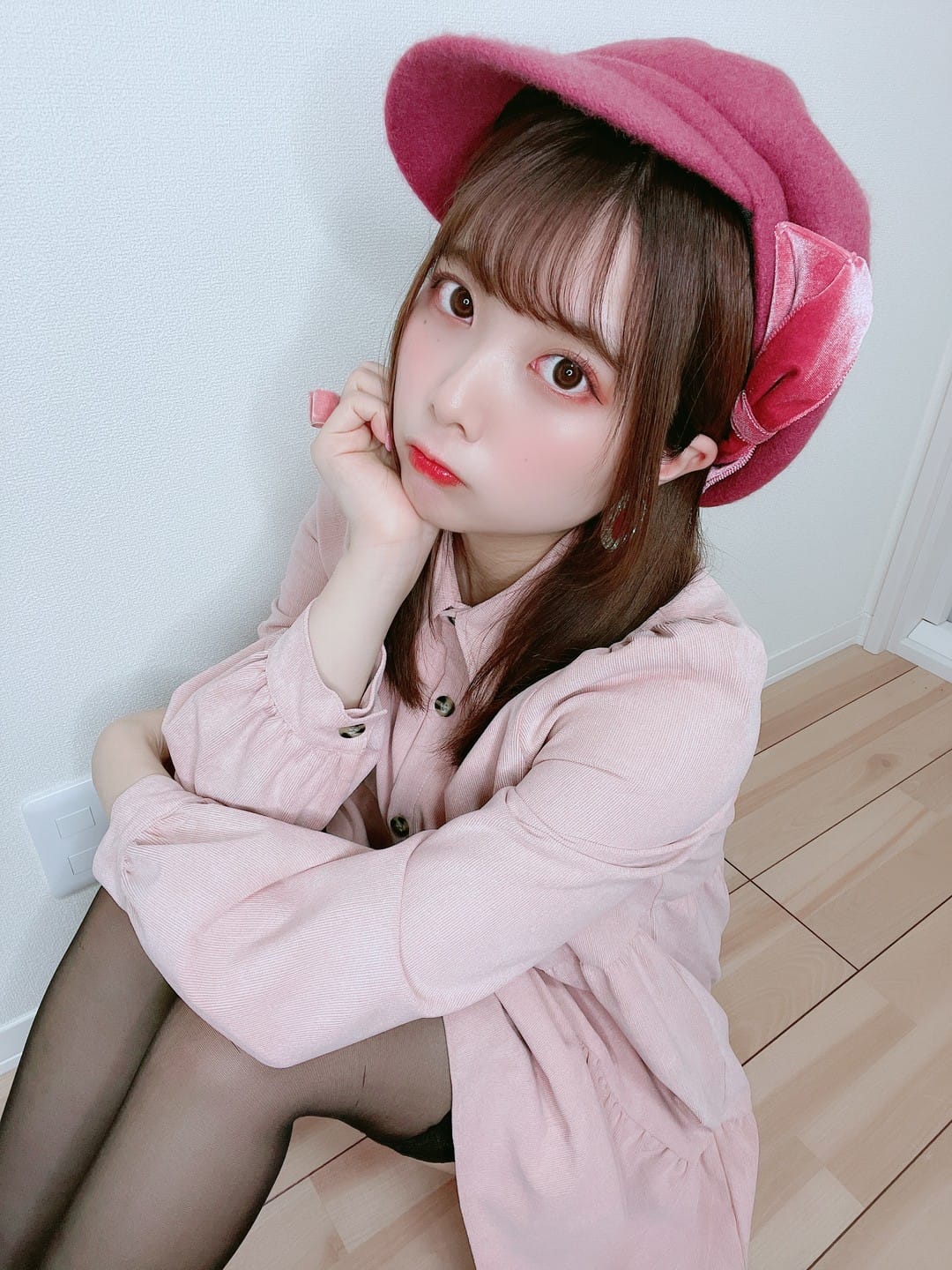 Tomiko (とみこ)2025最新最温柔长评：日本清纯邻家终极答案，老徐看完直接想娶